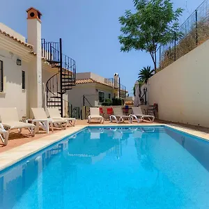 Ample At Coast , Benalmádena España